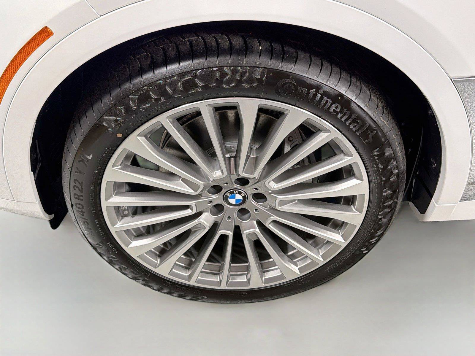 New 2027 BMW X7 xDrive40i w/ Executive Package AWD/4WD image 30