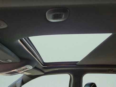 Used 2025 RAM 1500 Limited image 39