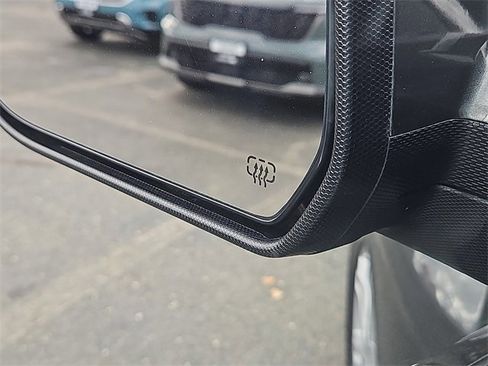 Used 2017 GMC Terrain SLE image 19