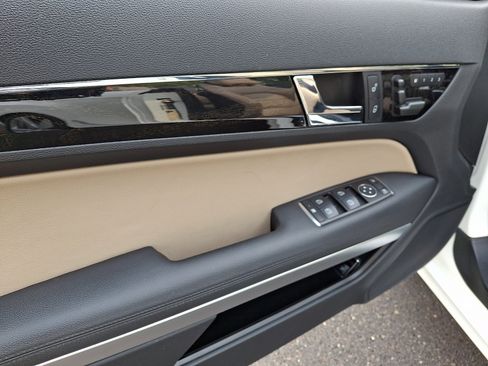 Used 2013 Mercedes-Benz E 350 Cabriolet image 12