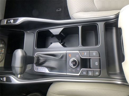 New 2025 Kia Sorento X-Line EX image 21