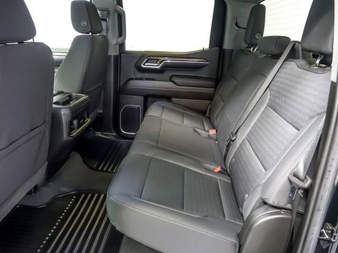 Used 2023 Chevrolet Silverado 1500 LT AWD/4WD image 14
