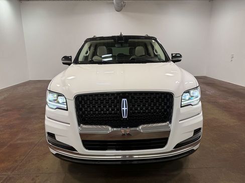Used 2024 Lincoln Navigator Black Label AWD/4WD image 40