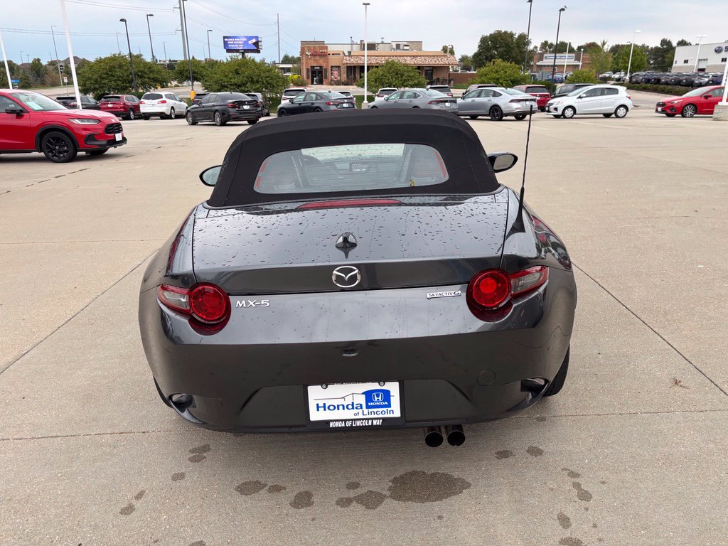 Used 2023 MAZDA MX-5 Miata Grand Touring RWD image 6