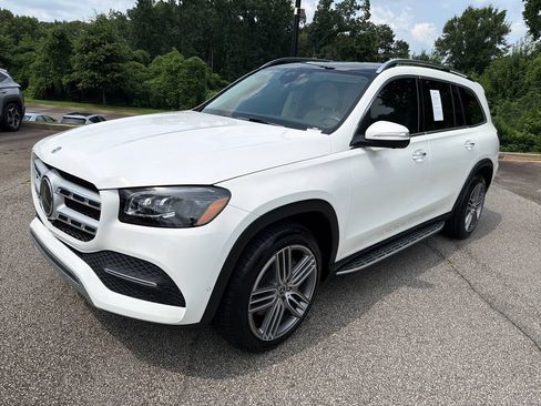 Used 2022 Mercedes-Benz GLS 450 4MATIC image 3