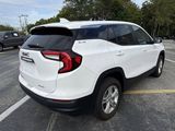 Used 2024 GMC Terrain SLE image 5