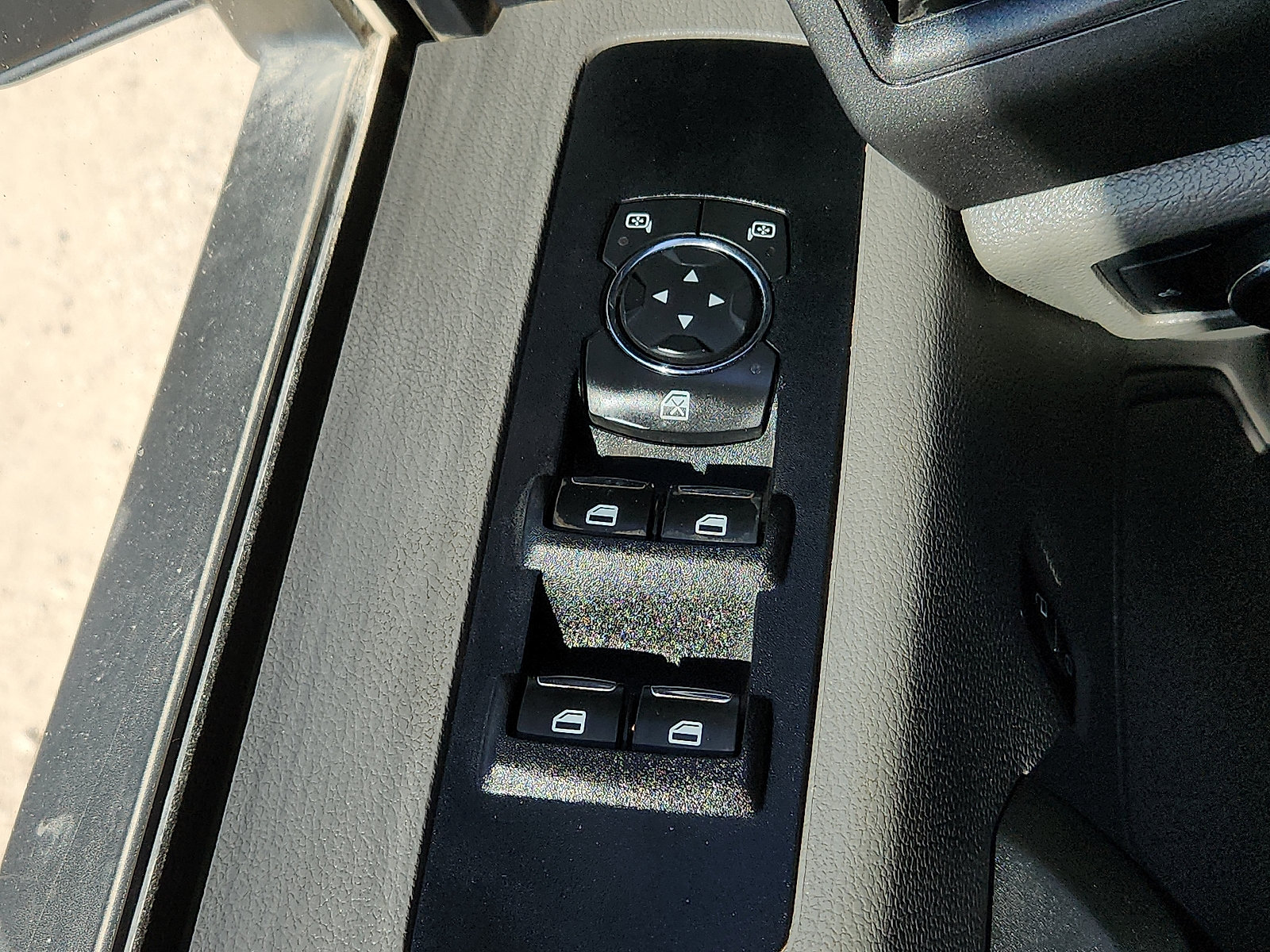 Used 2022 Ford F250 XL w/ Power Equipment Group AWD/4WD image 17
