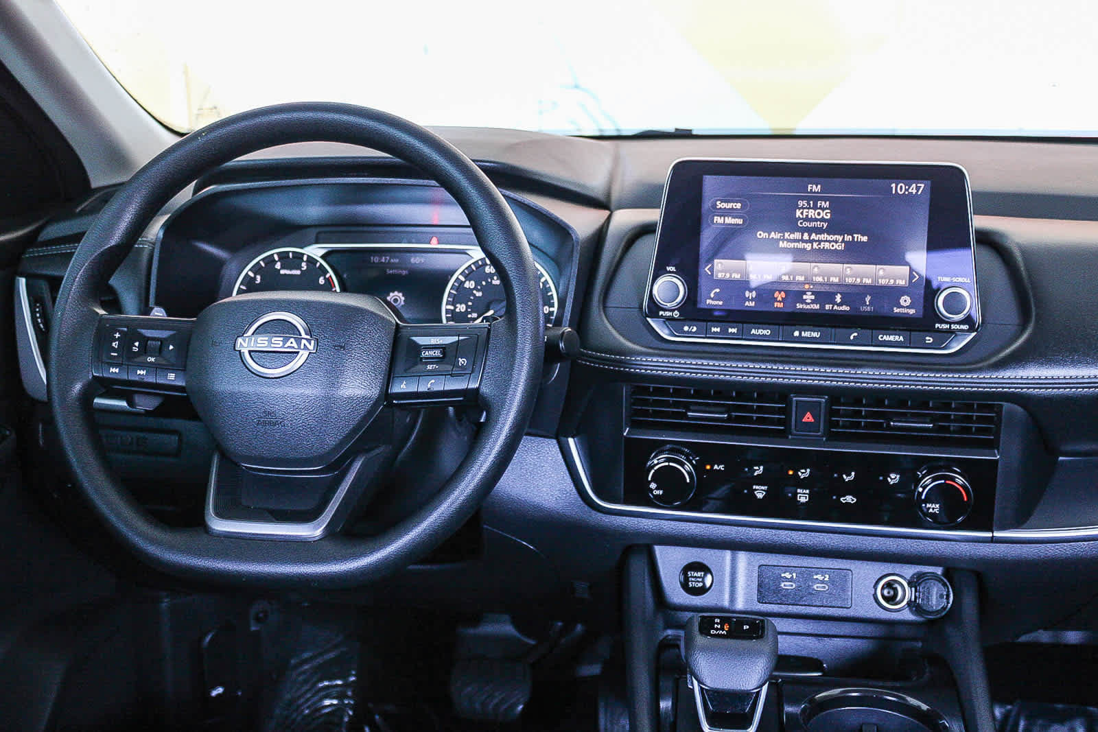Used 2026 Nissan Rogue S AWD/4WD image 13