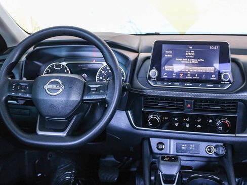 Used 2026 Nissan Rogue S AWD/4WD image 13