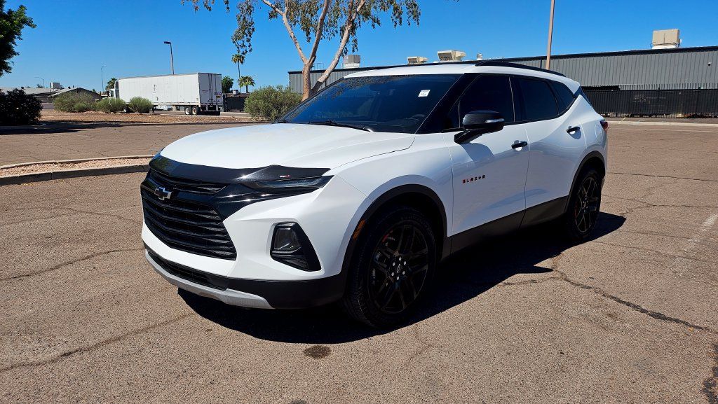 Used 2022 Chevrolet Blazer LT w/ Redline Edition FWD image 4