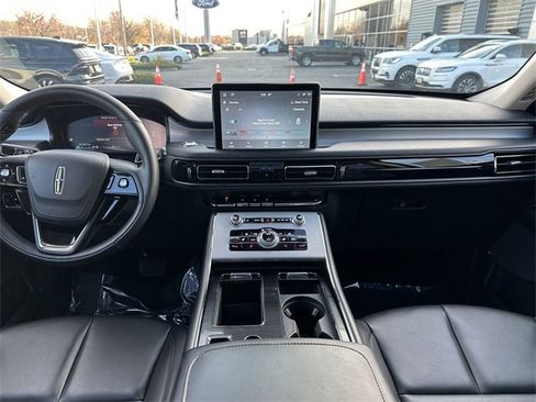 Certified 2024 Lincoln Aviator Premiere w/ Premium Package image 15