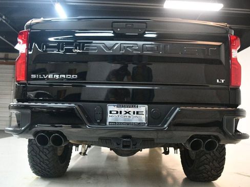 Used 2021 Chevrolet Silverado 1500 LT Trail Boss w/ Convenience Package II image 12