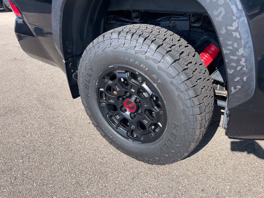 Used 2022 Toyota Tundra Limited AWD/4WD image 3