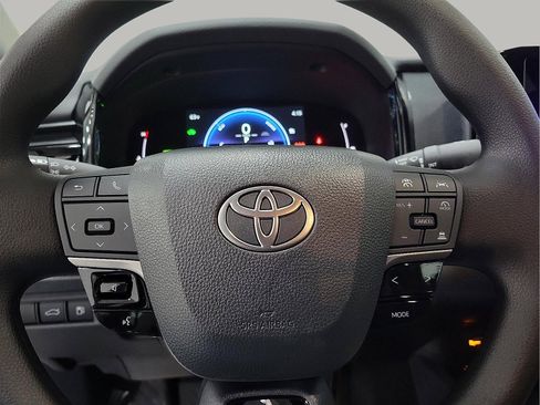 Certified 2025 Toyota Camry LE image 11