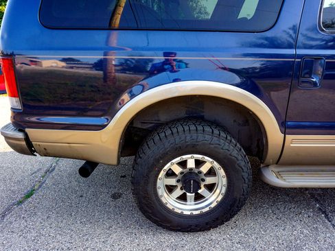 Used 2003 Ford Excursion Eddie Bauer image 49