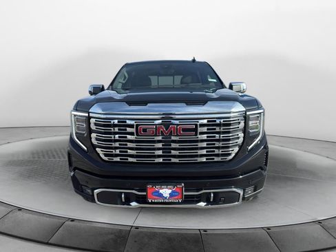 New 2026 GMC Sierra 1500 Denali w/ Denali Reserve Package AWD/4WD image 8