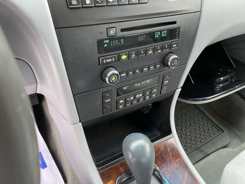 Used 2007 Buick LaCrosse CX image 15
