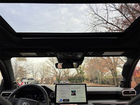 New 2025 Toyota 4Runner Limited image 18