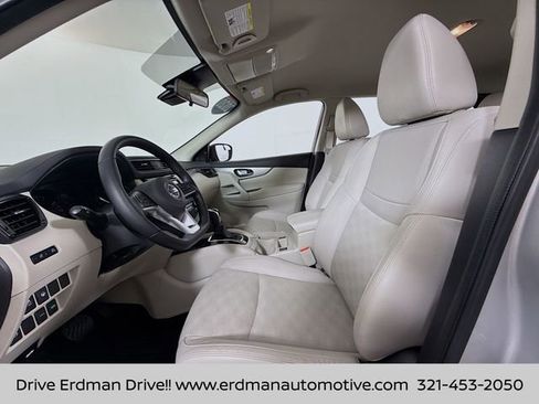 Certified 2020 Nissan Rogue Sport SV w/ Technology Package image 6