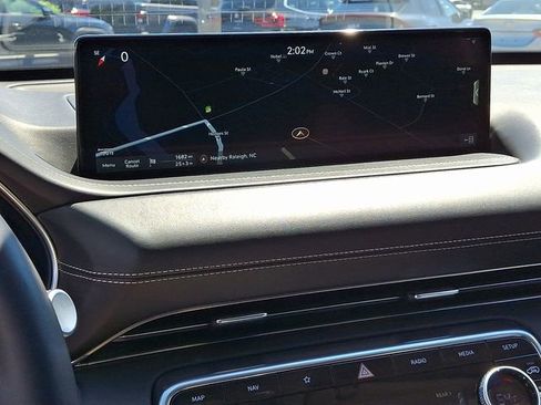 Used 2024 Genesis GV80 3.5T image 21