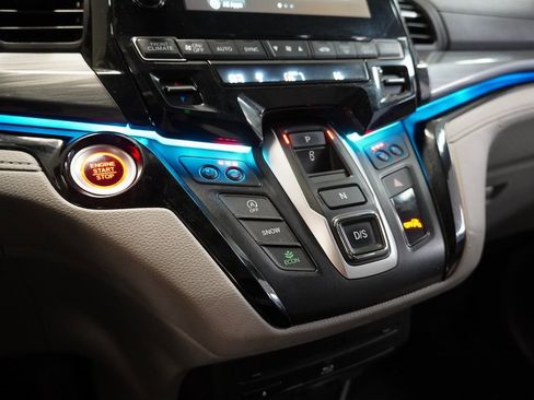 Used 2022 Honda Odyssey Elite image 21