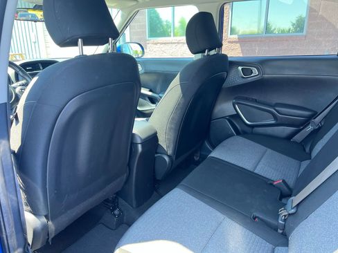 Used 2021 Kia Soul GT-Line FWD image 21
