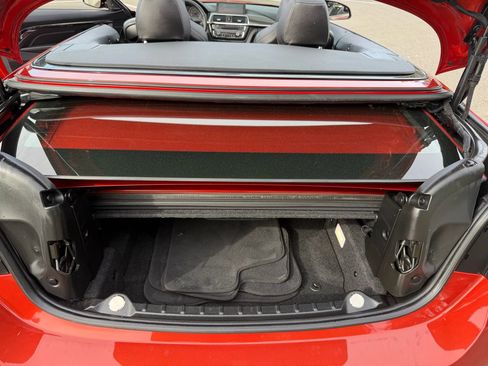 Used 2016 BMW M4 Convertible image 13