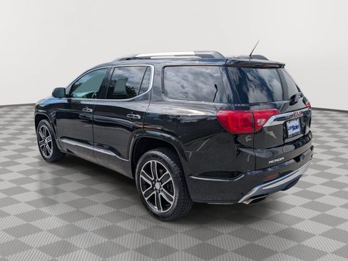 Used 2018 GMC Acadia Denali AWD/4WD image 3