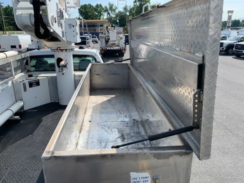 Used 2012 Ford F550 4x4 Regular Cab Super Duty w/ Payload Upgrade Pkg image 53