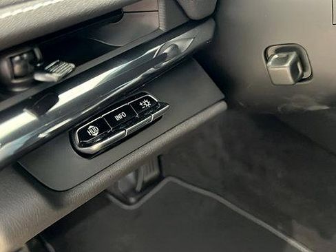 New 2025 Chevrolet Corvette Stingray Preferred Cpe w/ Z51 Performance Package image 23