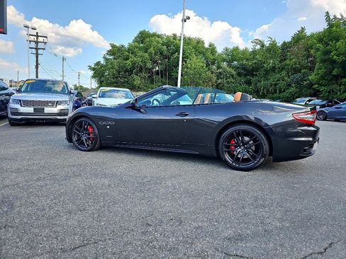 Used 2018 Maserati GranTurismo Sport image 11