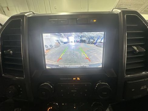 Certified 2020 Ford F150 XLT w/ Equipment Group 302A Luxury AWD/4WD image 29