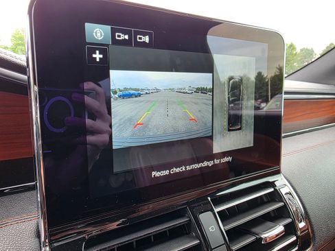 Used 2018 Lincoln Navigator L Reserve w/ Technology Package AWD/4WD image 21