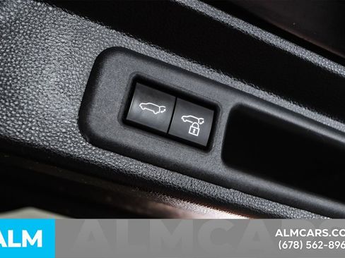 Used 2023 Toyota Sequoia Platinum image 25