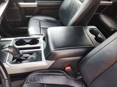 Used 2020 Ford F150 Lariat image 25