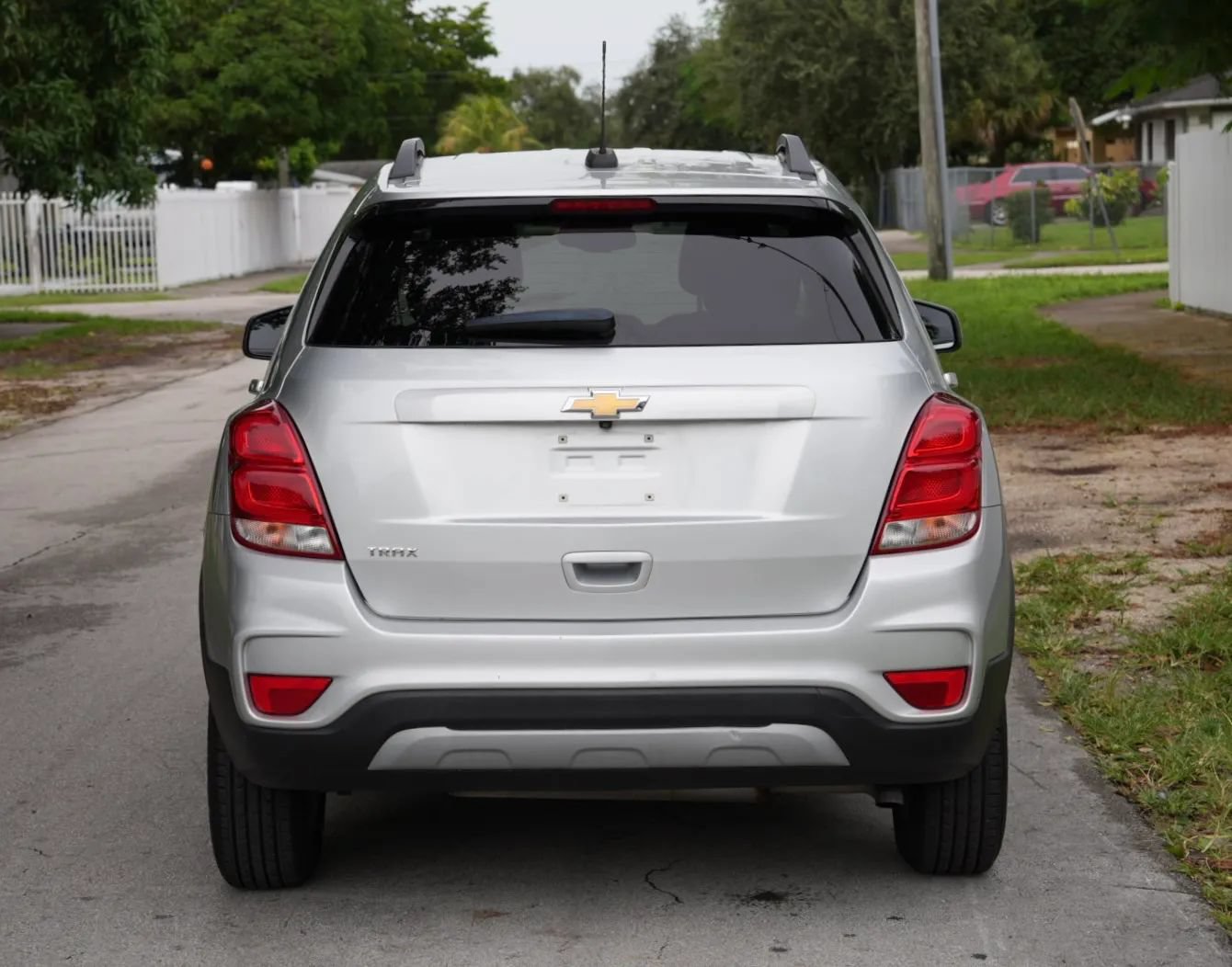 Used 2021 Chevrolet Trax LT w/ LT Convenience Package FWD image 7