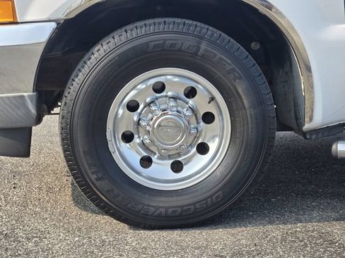 Used 2001 Ford F250 XLT RWD image 10
