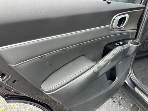 New 2025 Kia Sorento SX Prestige image 16