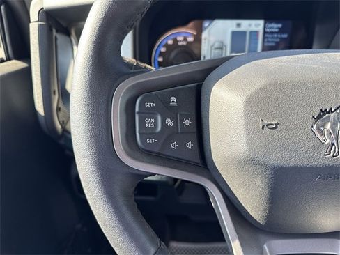 New 2024 Ford Bronco Outer Banks w/ Sasquatch Package image 14