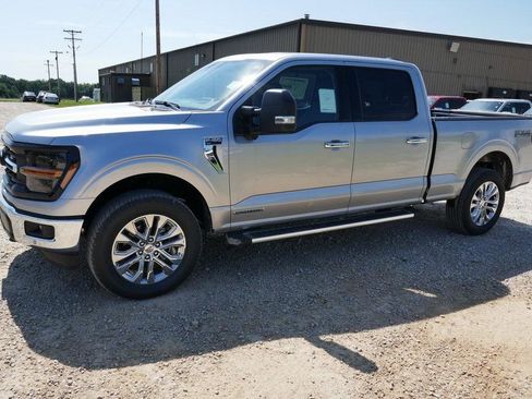 New 2025 Ford F150 XLT w/ Equipment Group 302A MID image 8