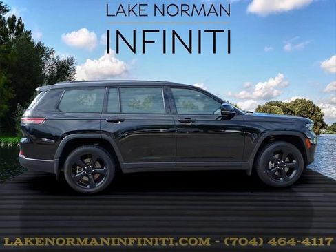 Used 2023 Jeep Grand Cherokee L Laredo AWD/4WD image 24
