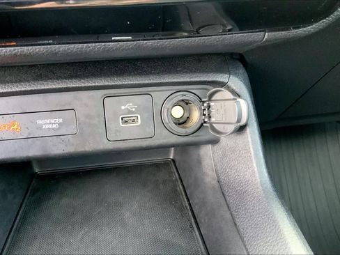 Used 2022 Honda Civic Sport image 32