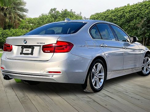Used 2017 BMW 330i Sedan image 2