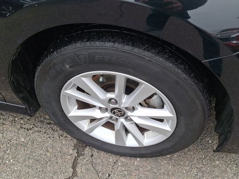 Used 2025 Toyota Camry LE image 9