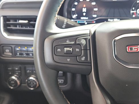 Certified 2023 GMC Yukon AT4 w/ AT4 Premium Plus Package AWD/4WD image 18