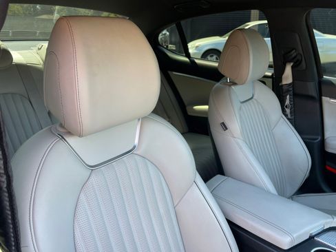 Used 2023 Genesis G70 2.0T w/ Sport Prestige Package image 24