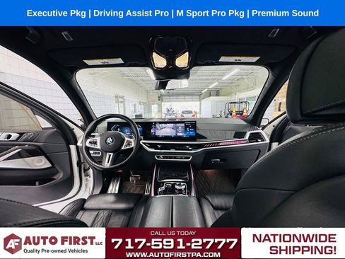 Used 2023 BMW X7 M60i w/ Executive Package image 29