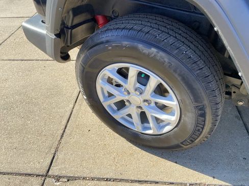 Used 2023 Jeep Wrangler Sport S w/ Sun And Sound Package image 28