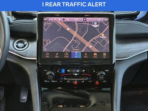 Used 2022 Jeep Grand Cherokee L Limited w/ Luxury Tech Group II image 23