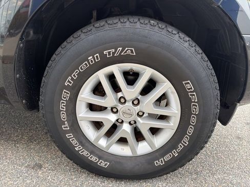 Used 2016 Nissan Frontier SV image 35